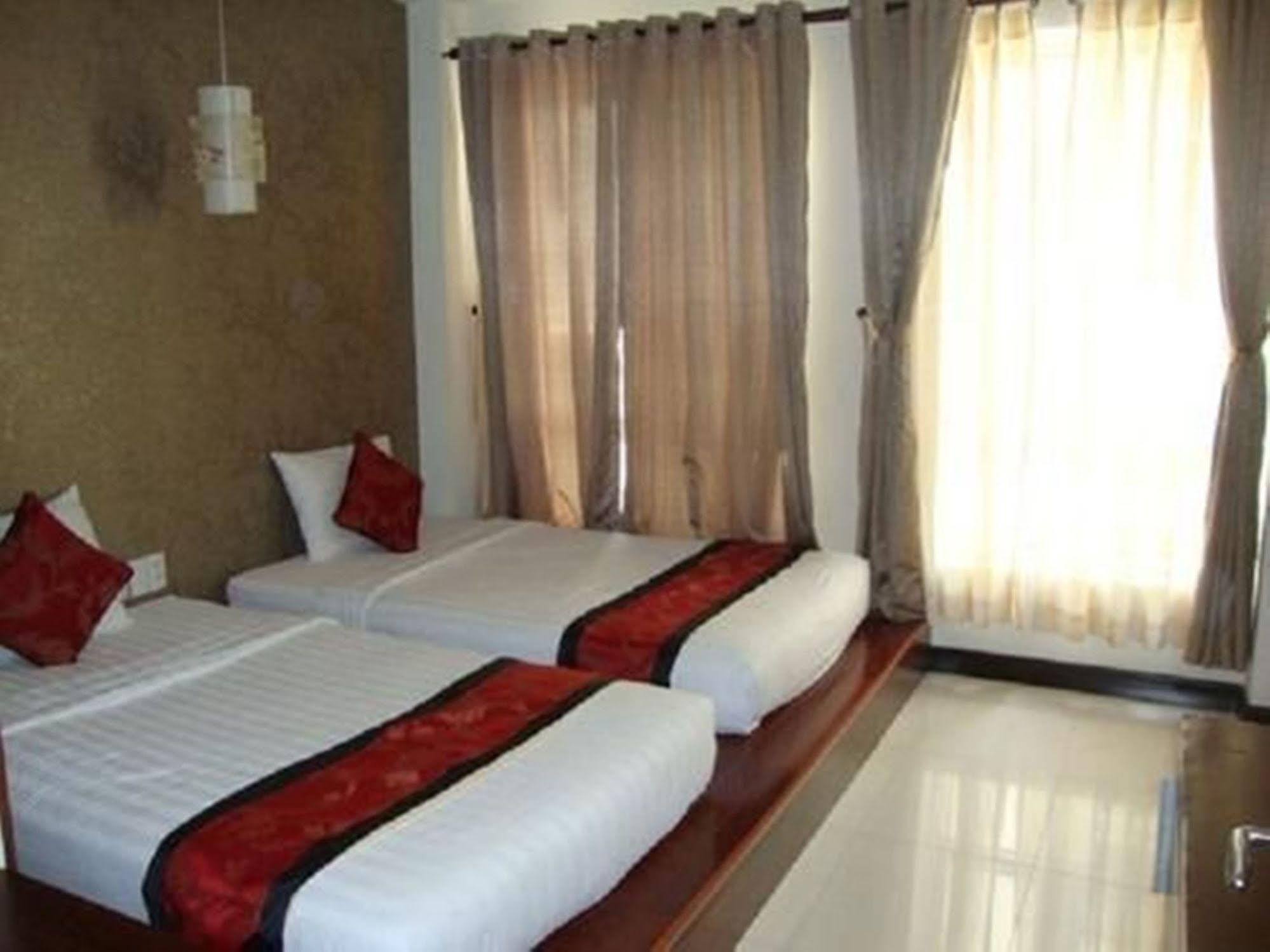 Trung Son Hotel Ho Chi Minh City Bagian luar foto