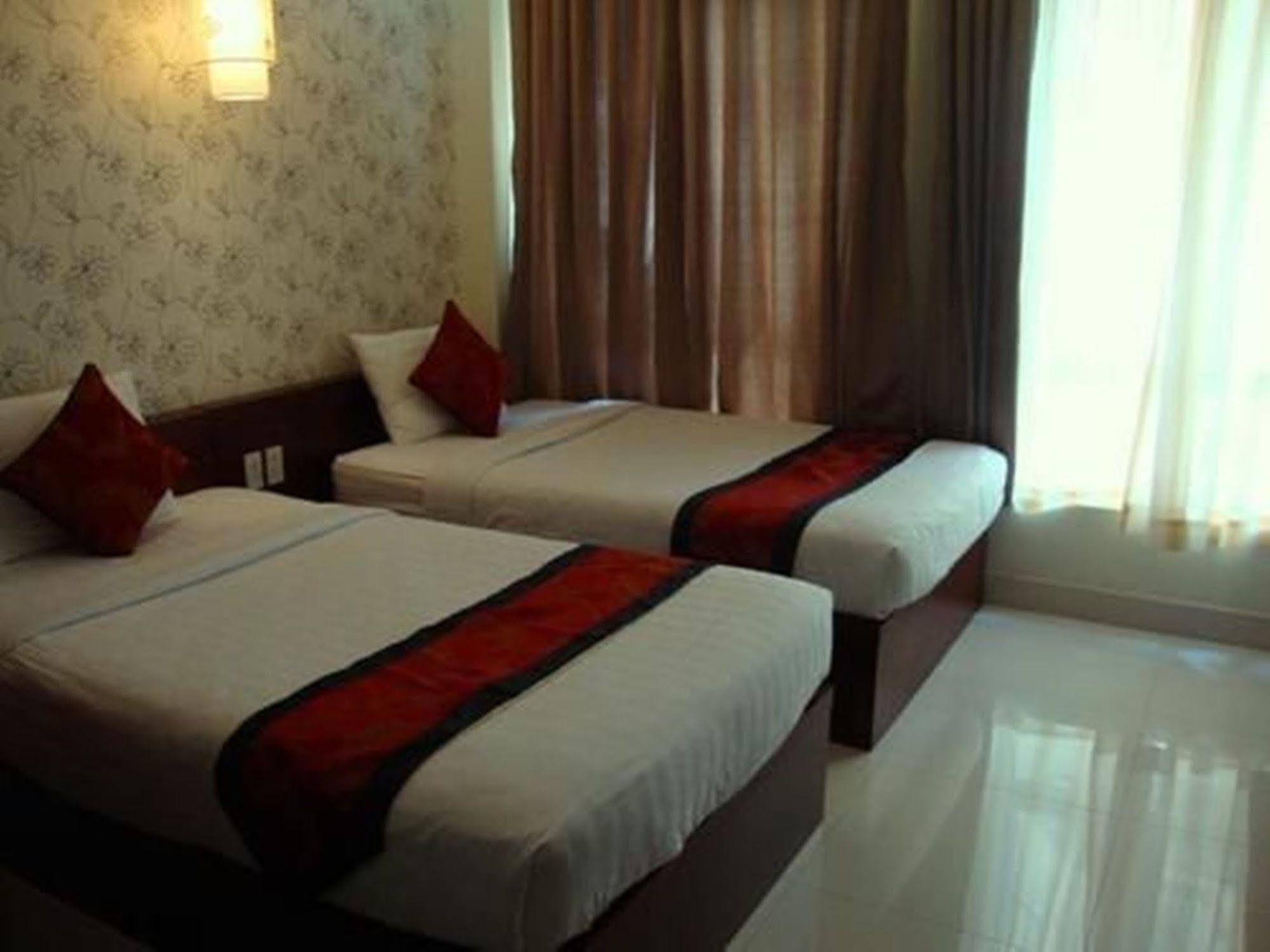 Trung Son Hotel Ho Chi Minh City Bagian luar foto
